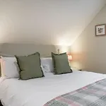 2 Bed In Oc-p34012 別荘 *