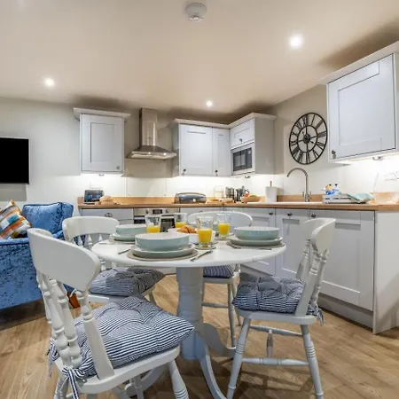 Holiday home 2 Bed In Oc-p34012