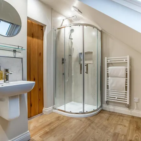 2 Bed In Oc-p34012 * Castleton (North Yorkshire)
