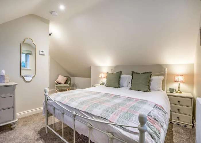 2 Bed In Oc-p34012 * Castleton (North Yorkshire)