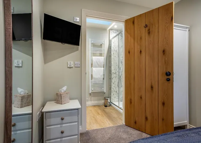 2 Bed In Oc-p34012 *